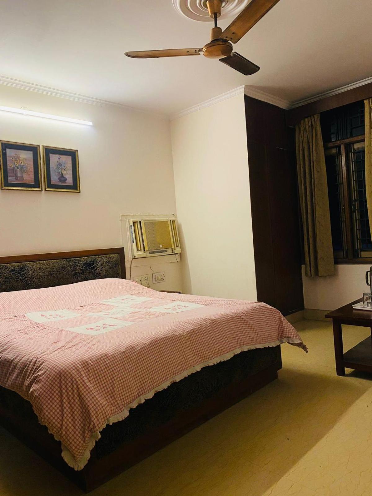 Hotel Mayur Deluxe Meerut Extérieur photo